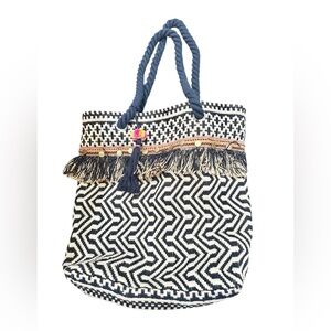 Jute bohemian style tote bag